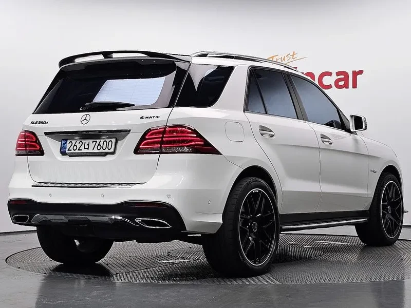 Mercedes-Benz GLE 350d - САМО 30% АВАНС, снимка 4 - Автомобили и джипове - 56112309