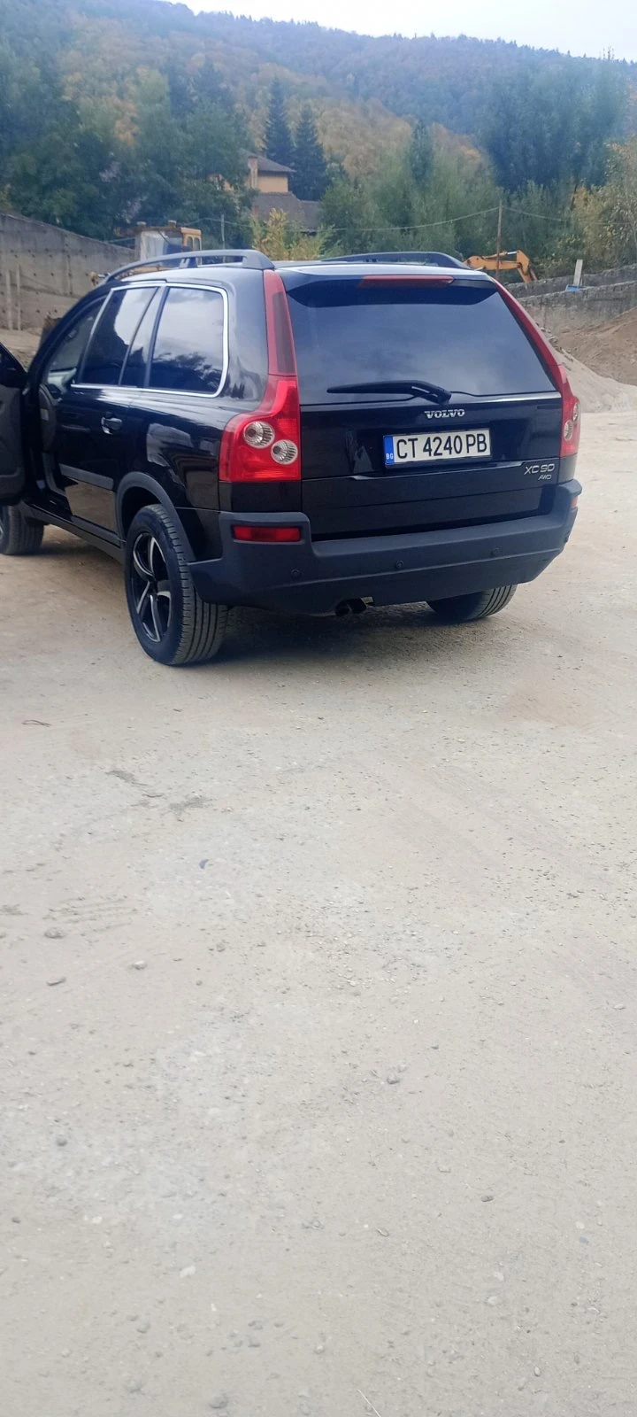 Volvo Xc90 2.4 Запазен, снимка 6 - Автомобили и джипове - 56456723