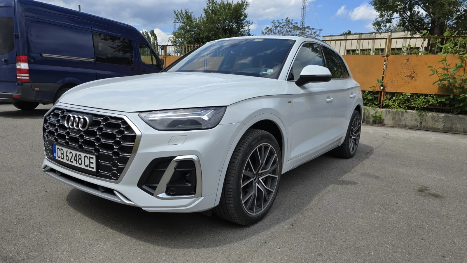 Audi Q5 Q5 plug hybrid  368 hp head up display 