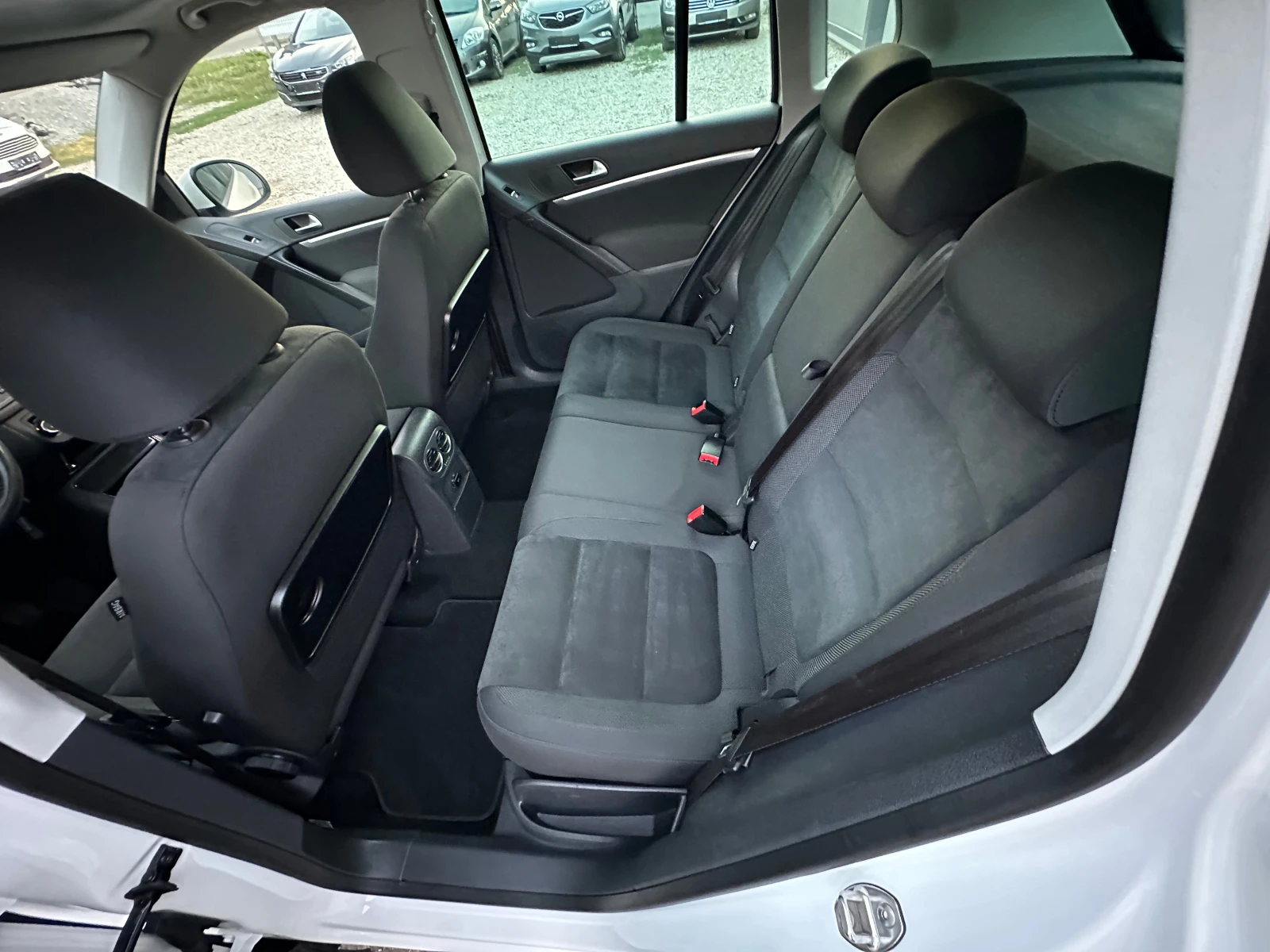VW Tiguan BENZIN* FACE* LED* PANORAMA - изображение 8