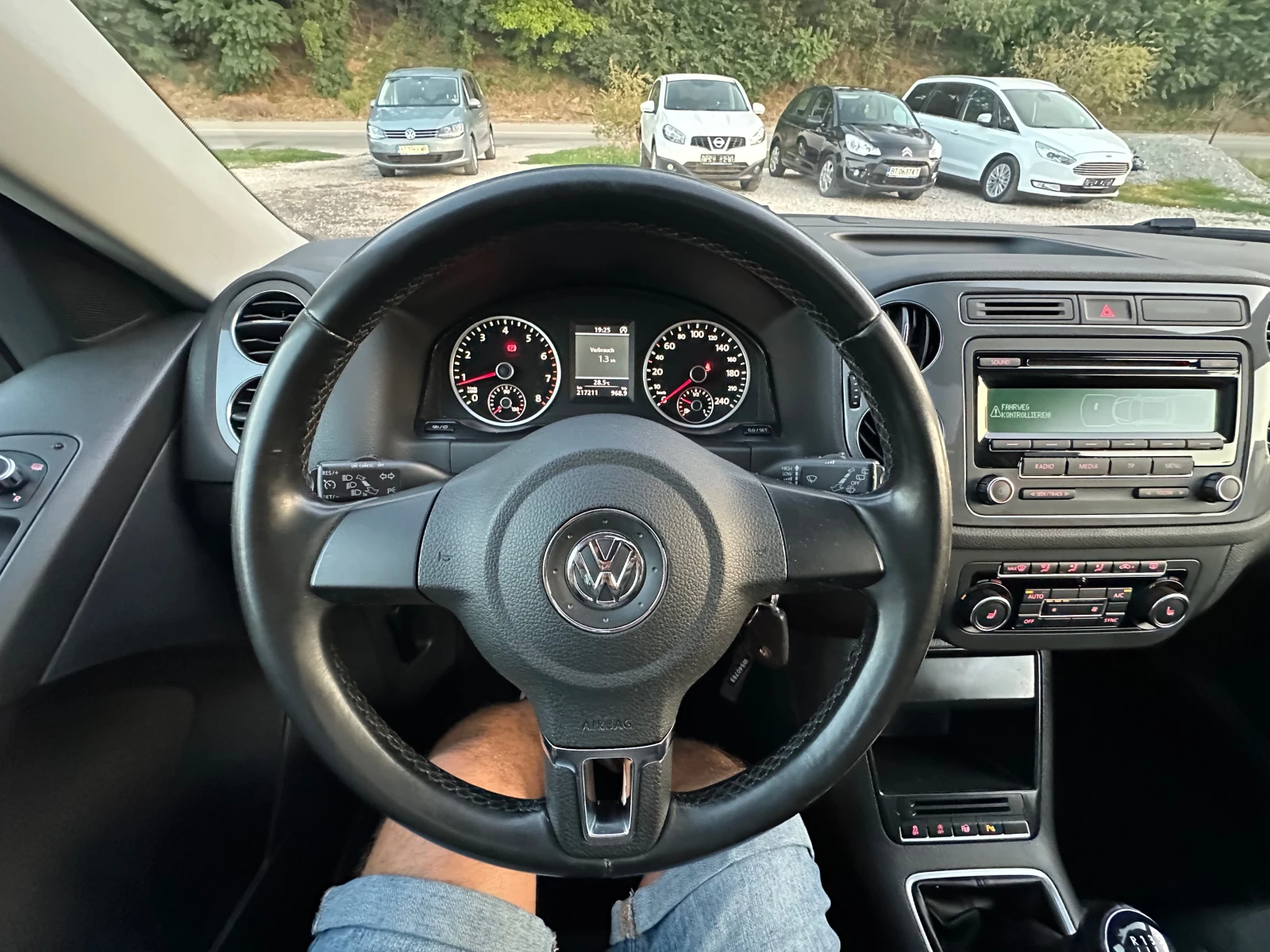 VW Tiguan BENZIN* FACE* LED* PANORAMA | Mobile.bg   12