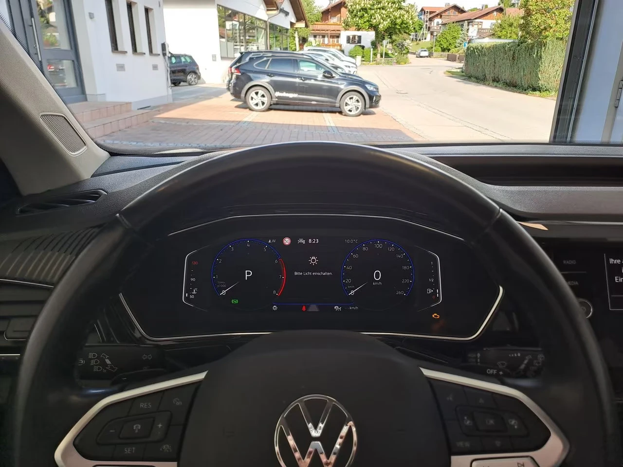 VW T-Cross STYLE/150HP/DSG/AHK/NAVI/CAM/LED/351g - изображение 6