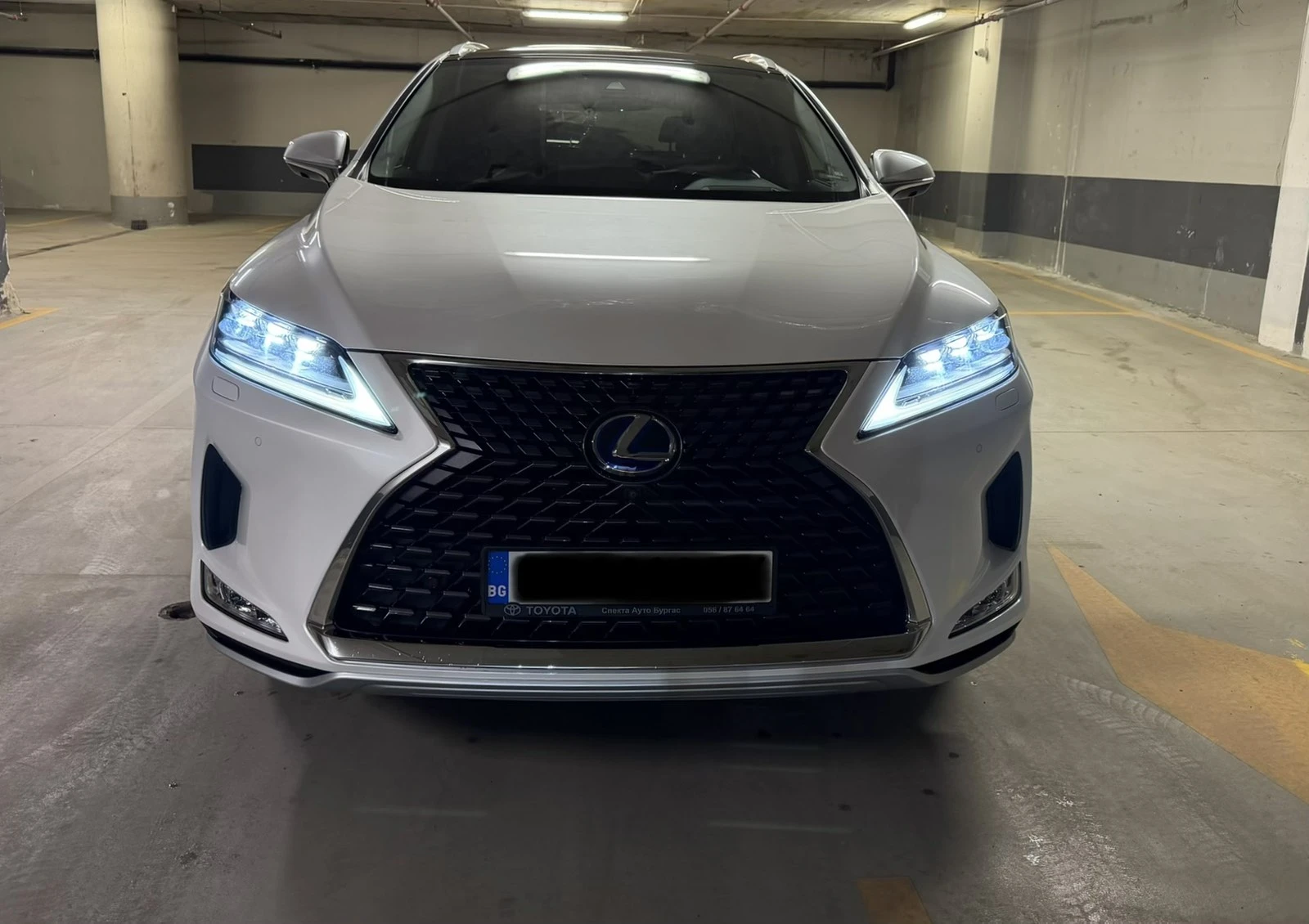 Lexus RX 450h Lexus RX 450h Luxury Panorama | AWD | Гаранция - изображение 4