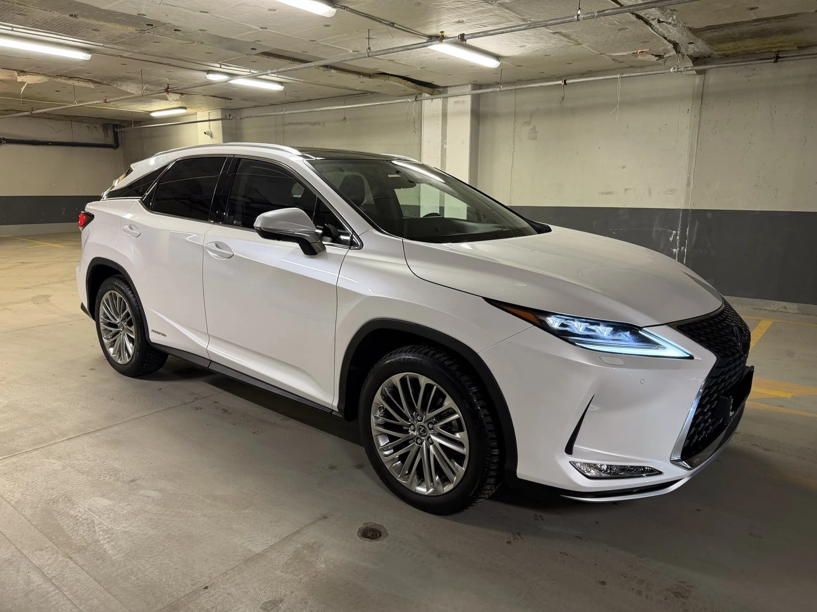 Lexus RX 450h Lexus RX 450h Luxury Panorama | AWD | Гаранция - изображение 5