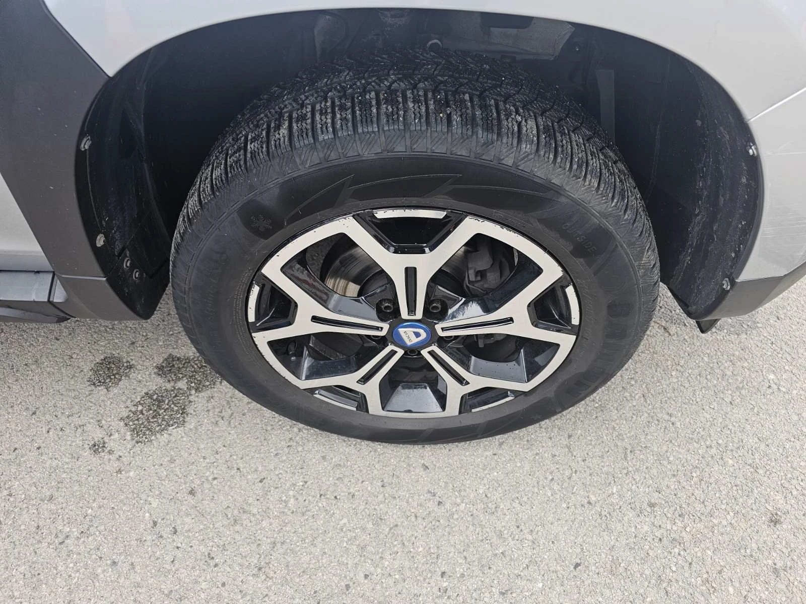 Dacia Duster 1.0 TCe 90 Stop&Start LPG 4x2, снимка 14 - Автомобили и джипове - 53437968