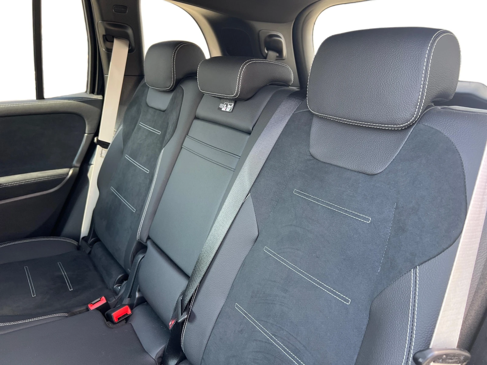 Mercedes-Benz GLB 220d 4MATIC 6+ 1 | Mobile.bg � ����������� 12