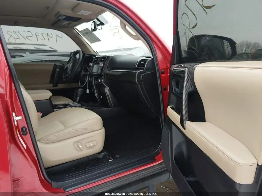 Toyota 4runner SR5 PREMIUM - изображение 9