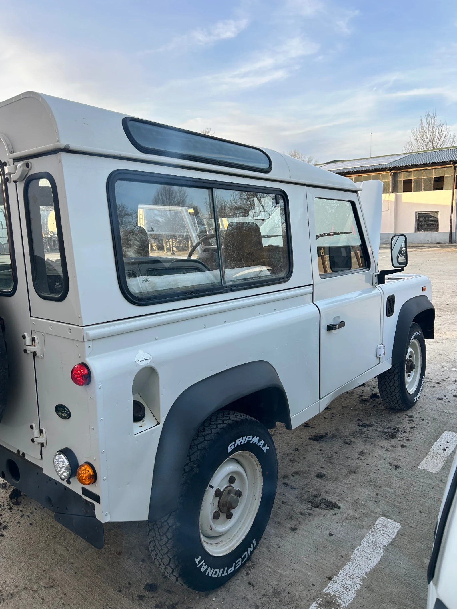 Land Rover Defender 2.5, снимка 4 - Автомобили и джипове - 53810859