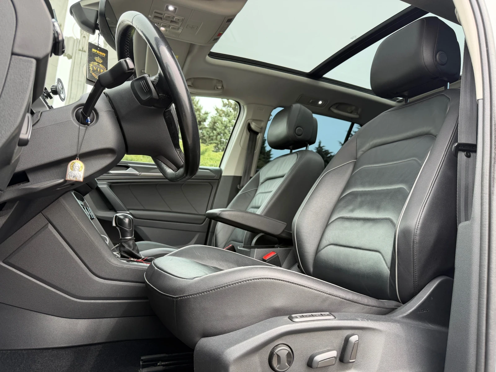 VW Tiguan 2.0tdi 150hp, снимка 2 - Автомобили и джипове - 54207545