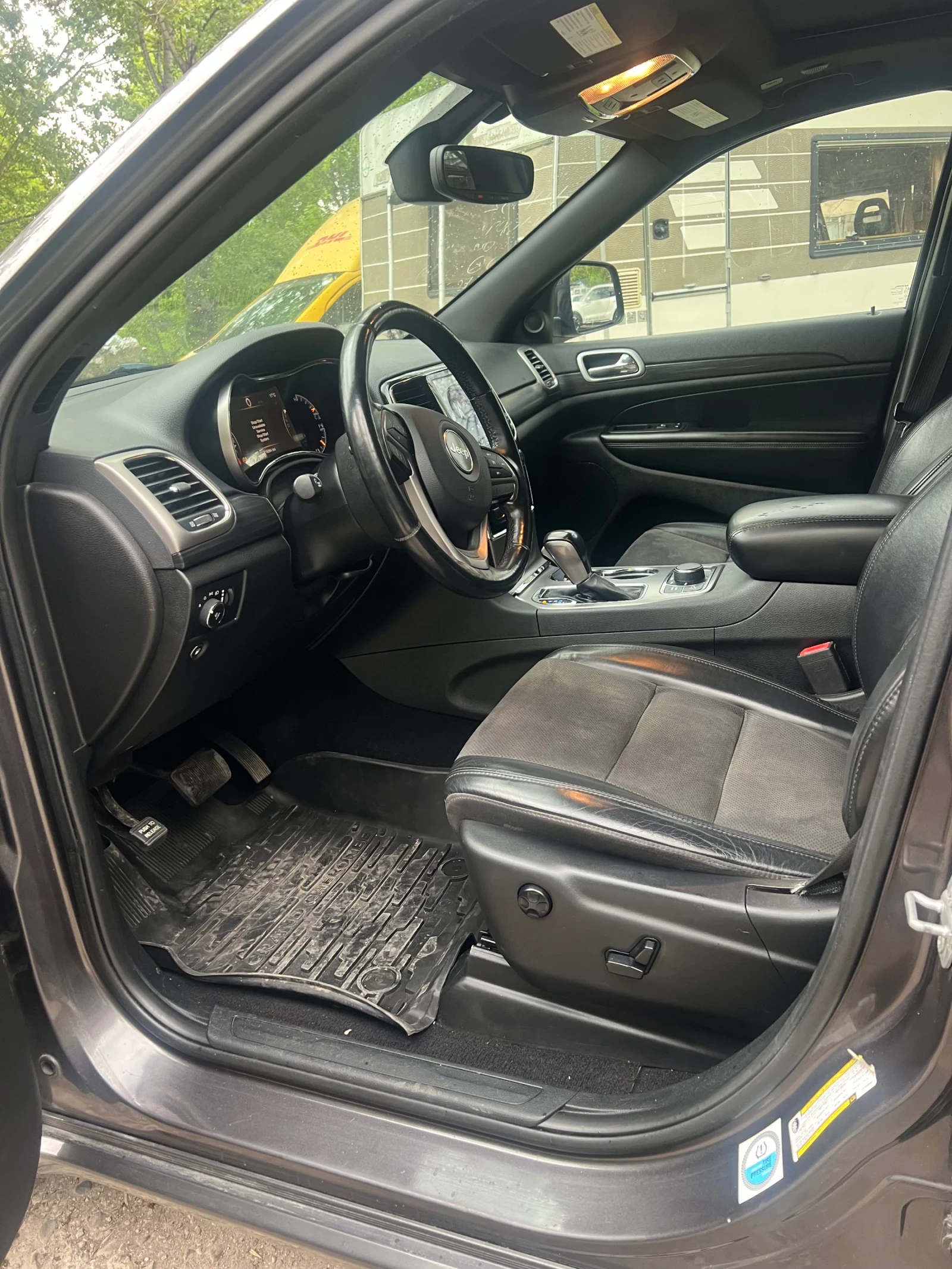 Jeep Grand cherokee Jeep Grand Cherokee 2020 Latitude , снимка 10 - Автомобили и джипове - 54360281