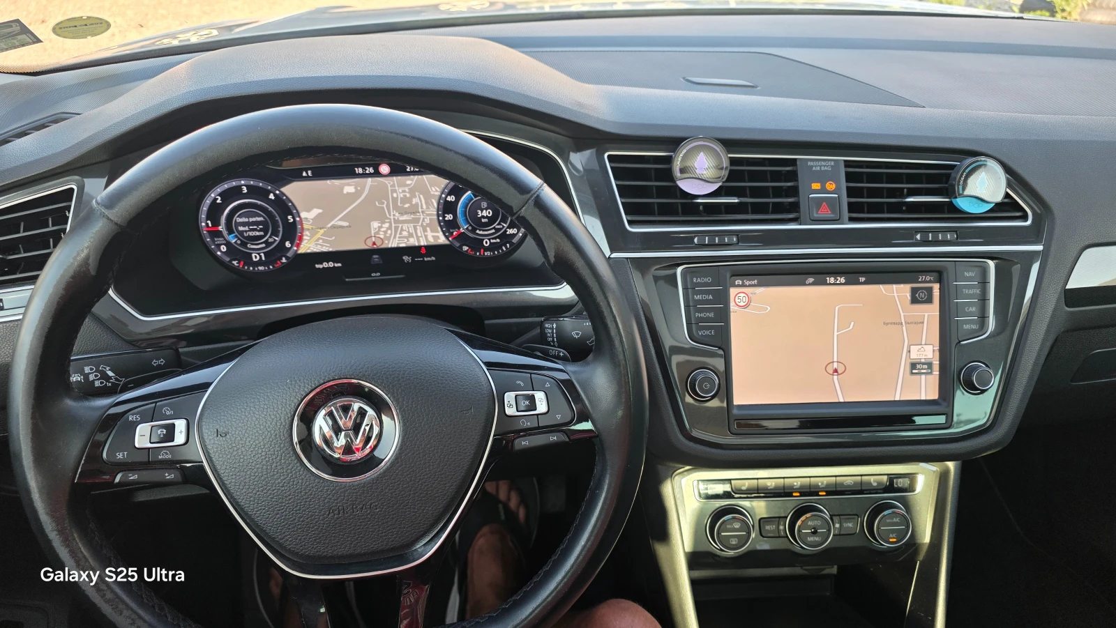 VW Tiguan 2.0tdi тх4 full max, снимка 14 - Автомобили и джипове - 55467720