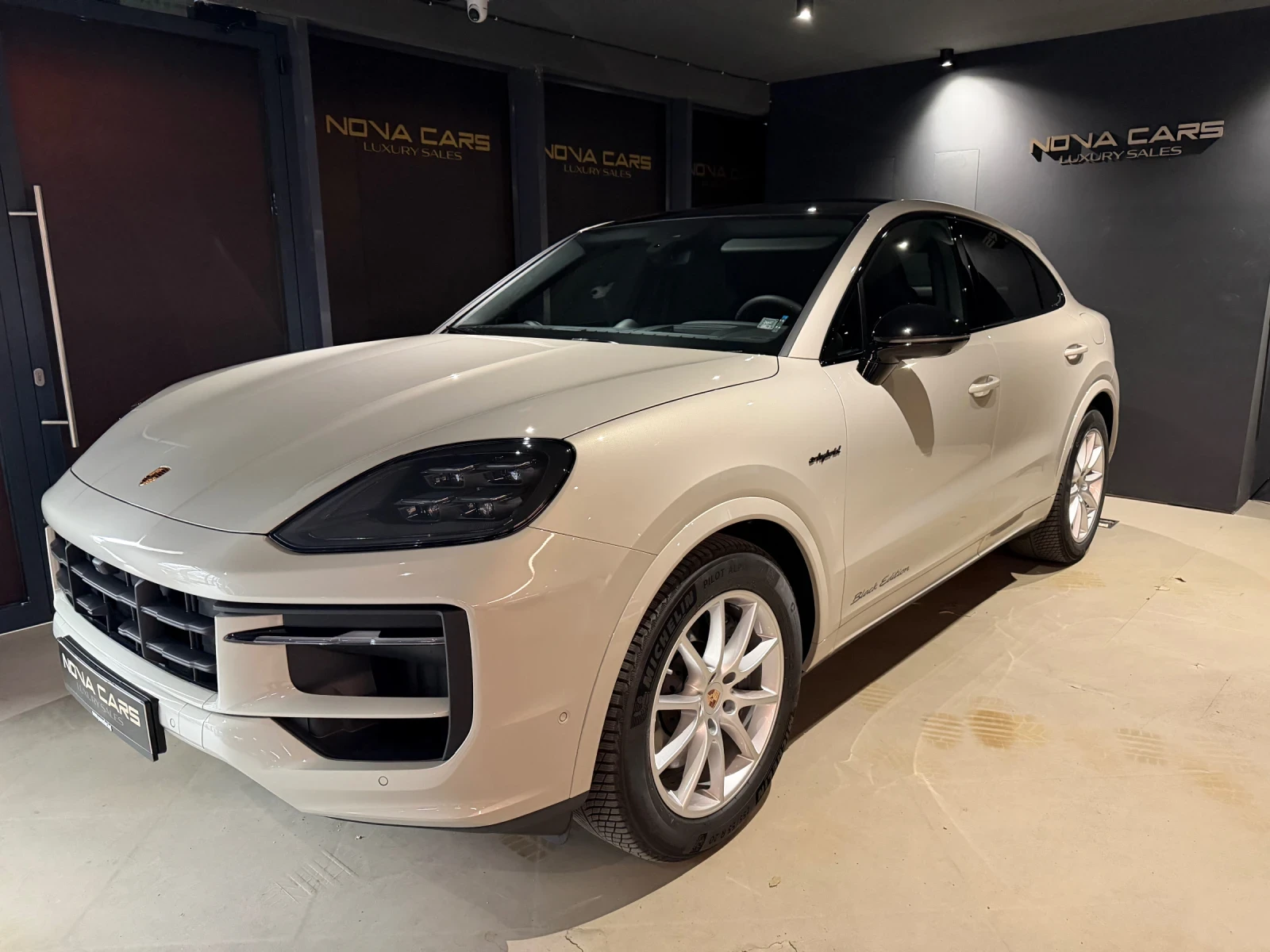 Porsche Cayenne Black Edition Coupe 