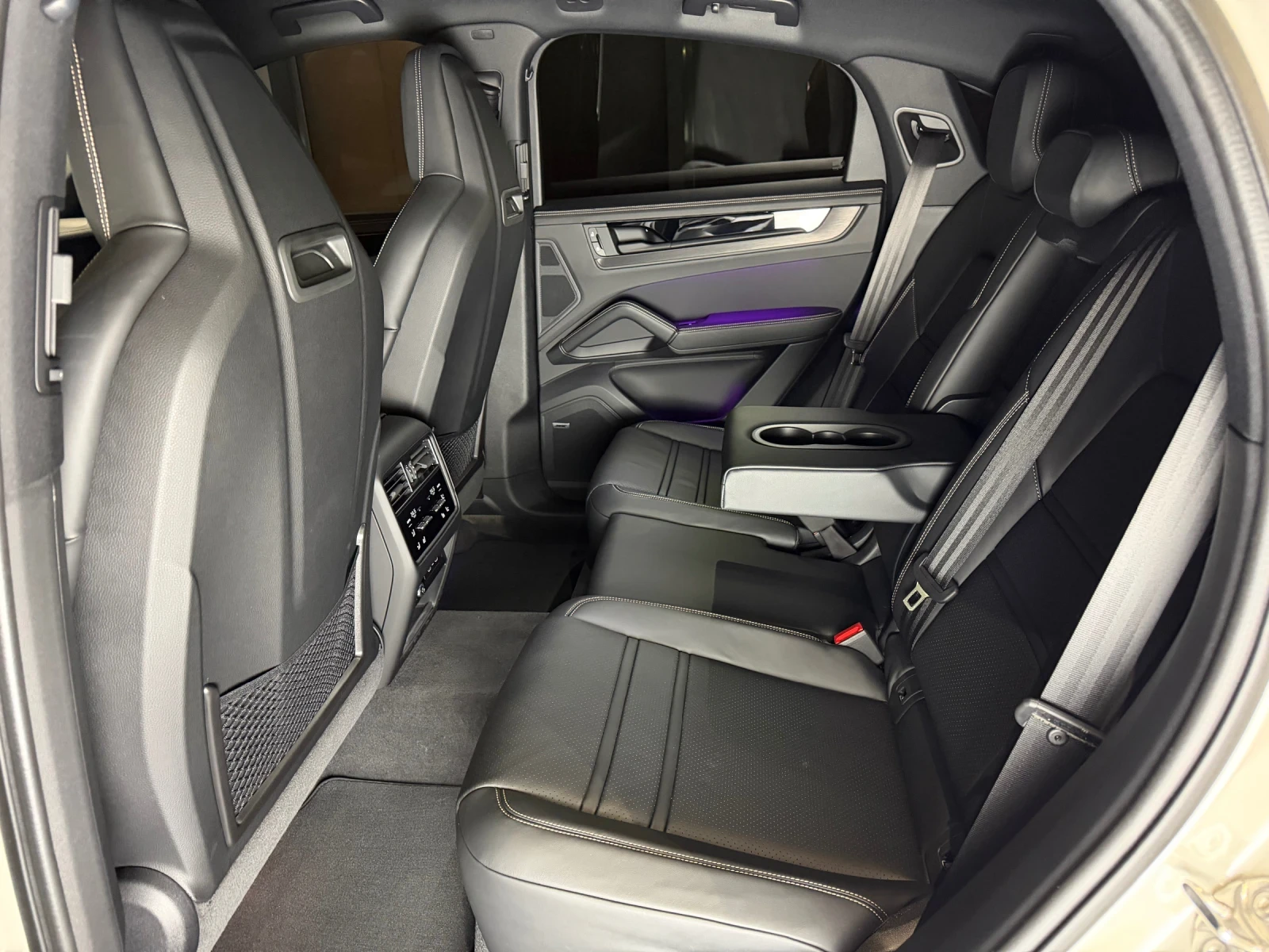 Porsche Cayenne Black Edition Coupe , снимка 11 - Автомобили и джипове - 55471885