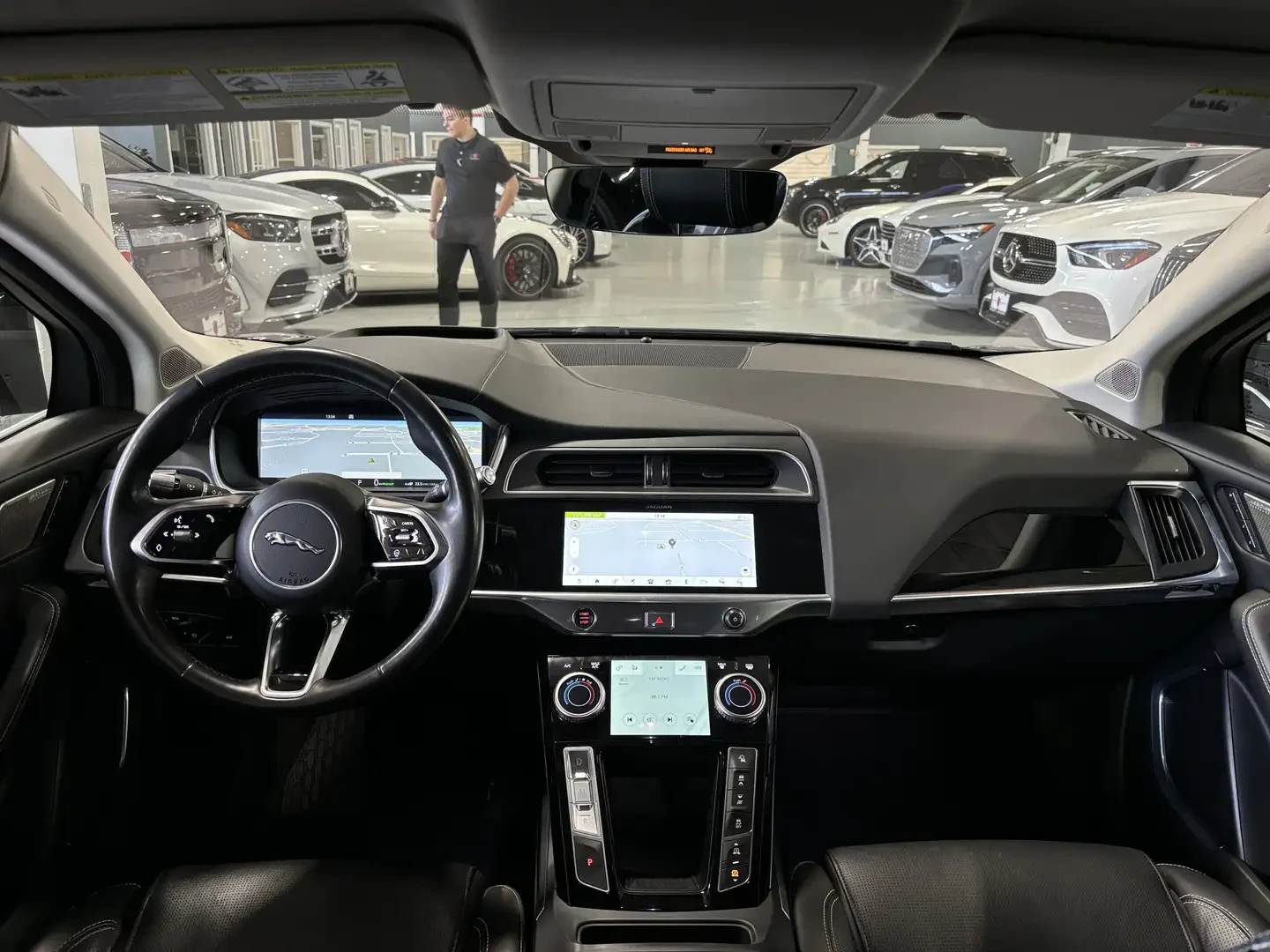 Jaguar I-Pace * HSE* EV400* AWD* pano* HUD* обдух/подгрев* , снимка 9 - Автомобили и джипове - 55899164