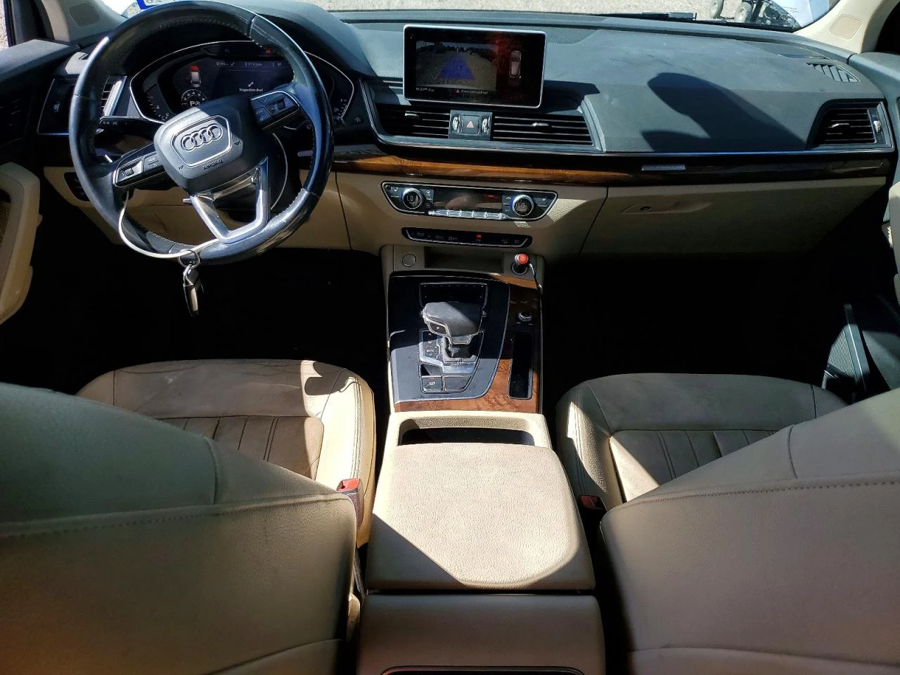 Audi Q5 2.0l Premium Plus, снимка 8 - Автомобили и джипове - 56084010