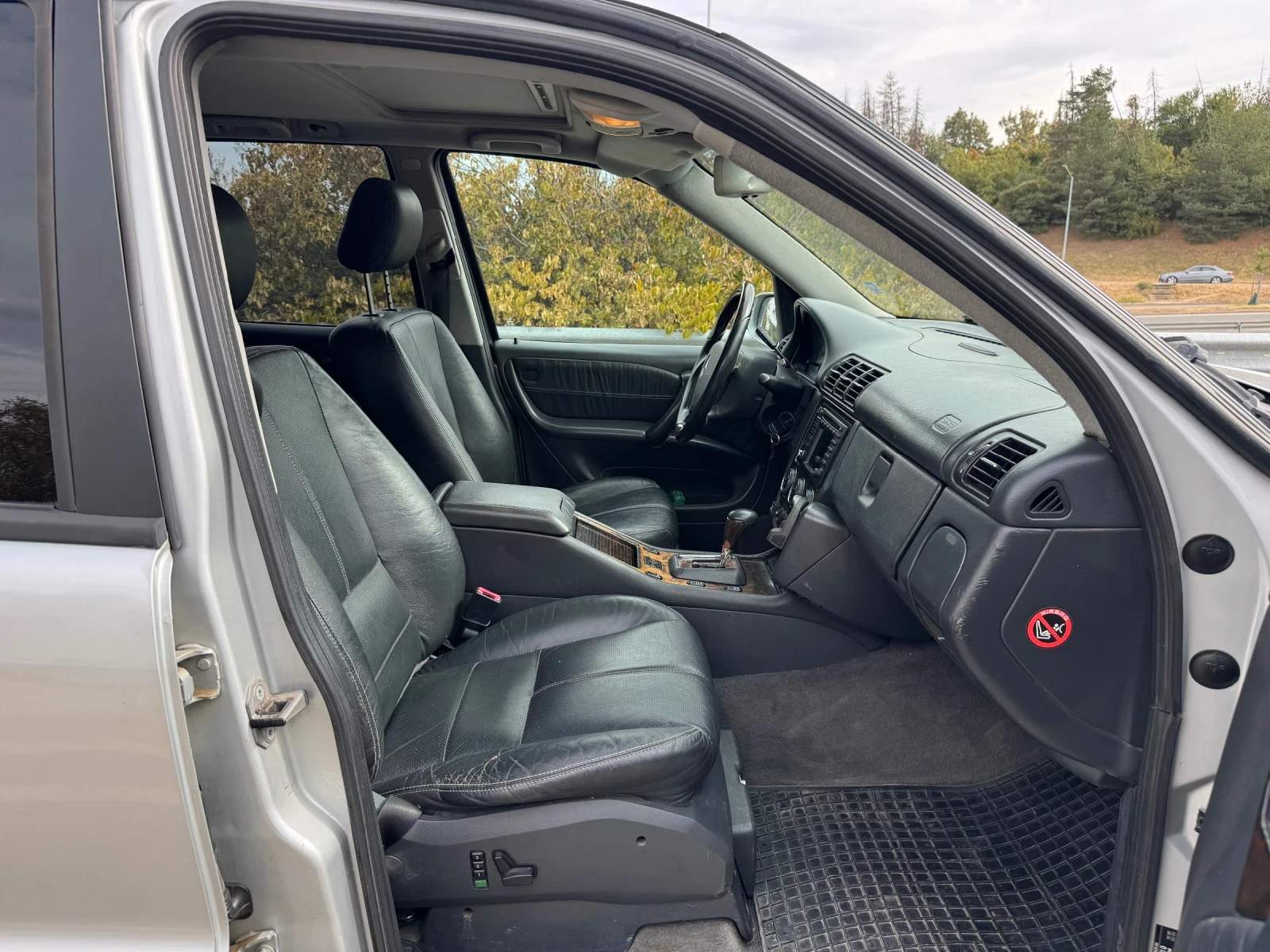 Mercedes-Benz ML 55 AMG GAS, снимка 12 - Автомобили и джипове - 56410202
