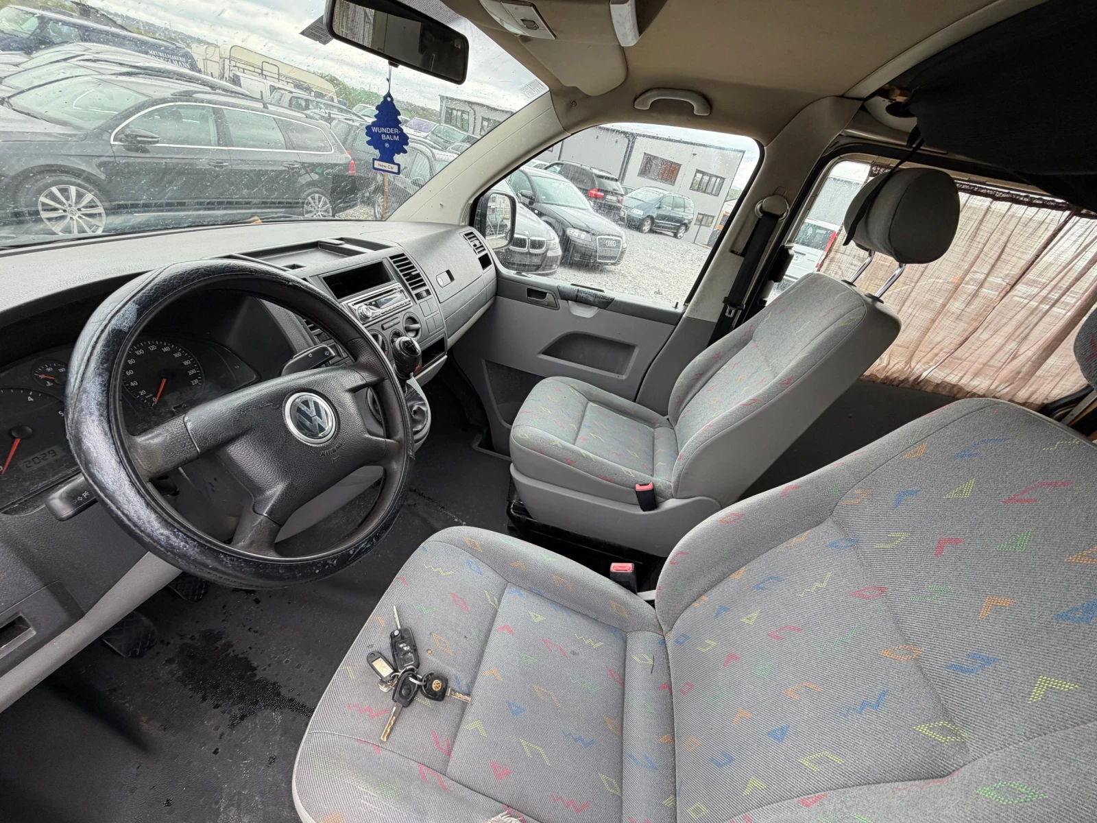 VW Transporter, снимка 9 - Бусове и автобуси - 54414534