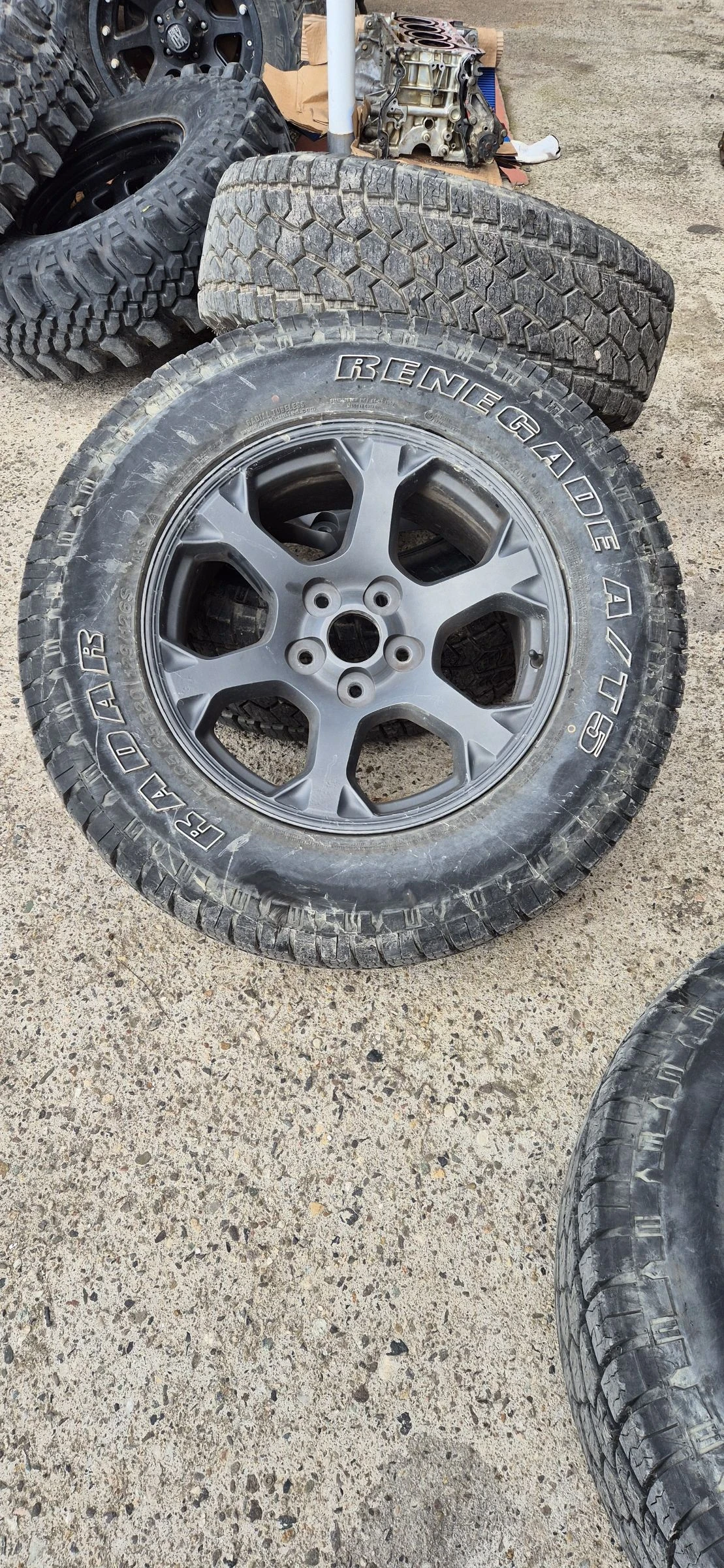 ���� 295/65R20 | Mobile.bg � ����������� 1