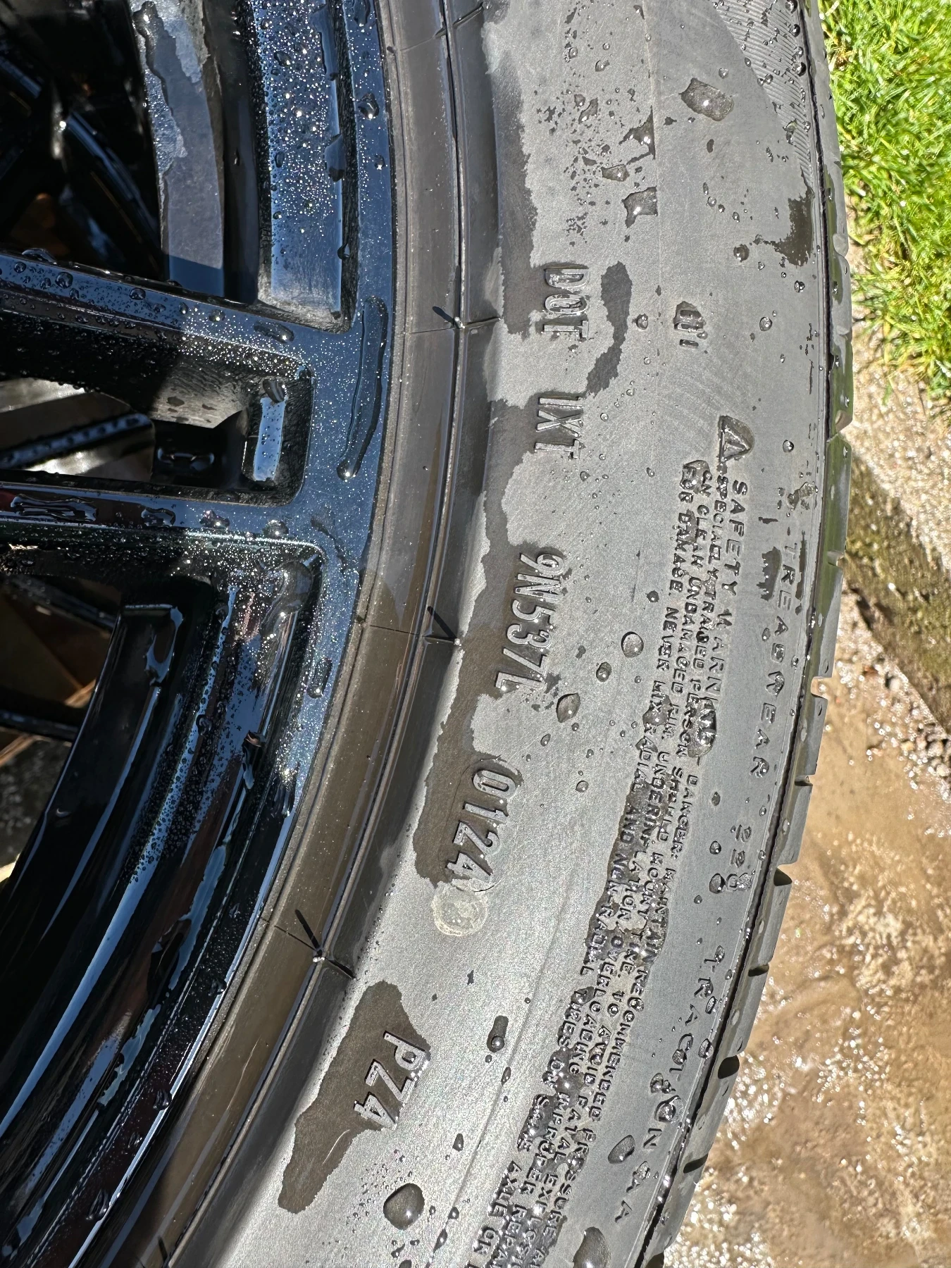 Гуми с джанти Pirelli 285/45R21, снимка 13 - Гуми и джанти - 54154392