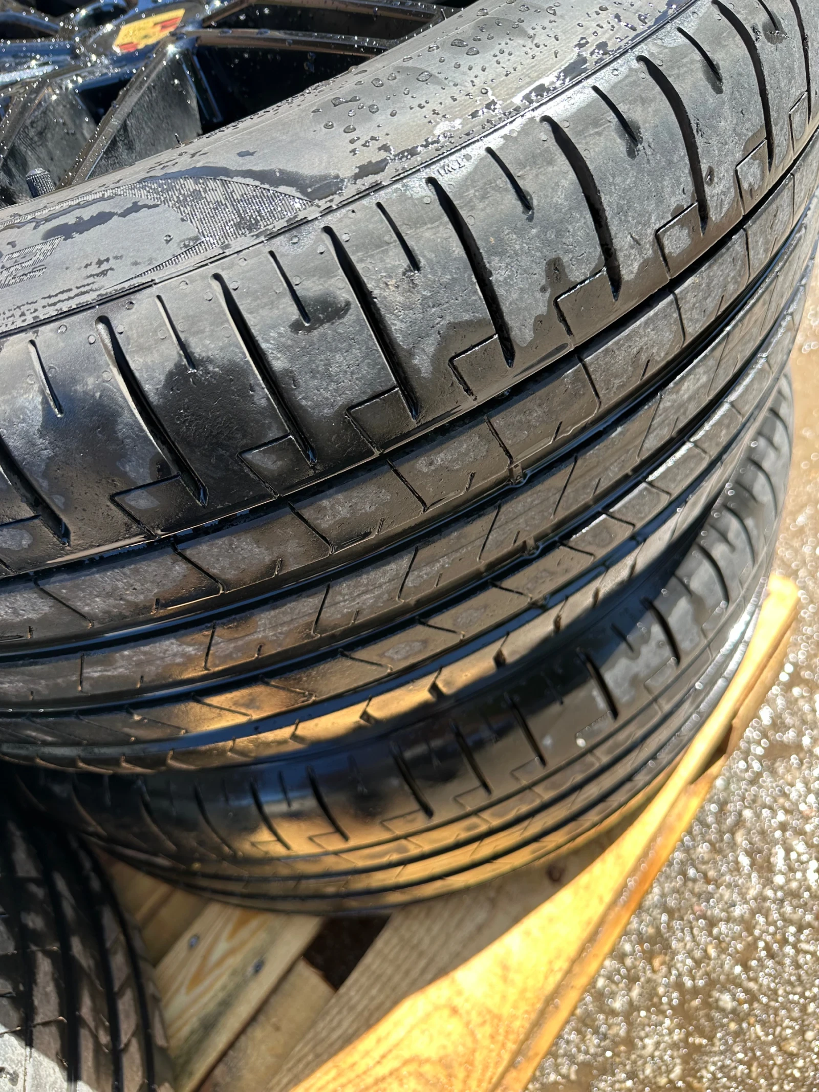 Гуми с джанти Pirelli 285/45R21, снимка 8 - Гуми и джанти - 54154392