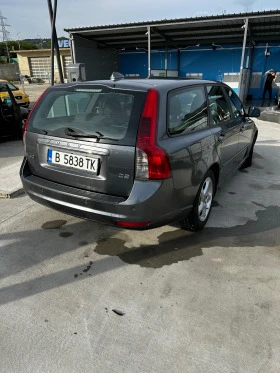 Volvo V50 1, 6 eHDI Final edition , снимка 13