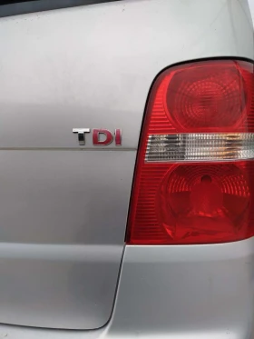 VW Touran 1.9 TDI, снимка 6