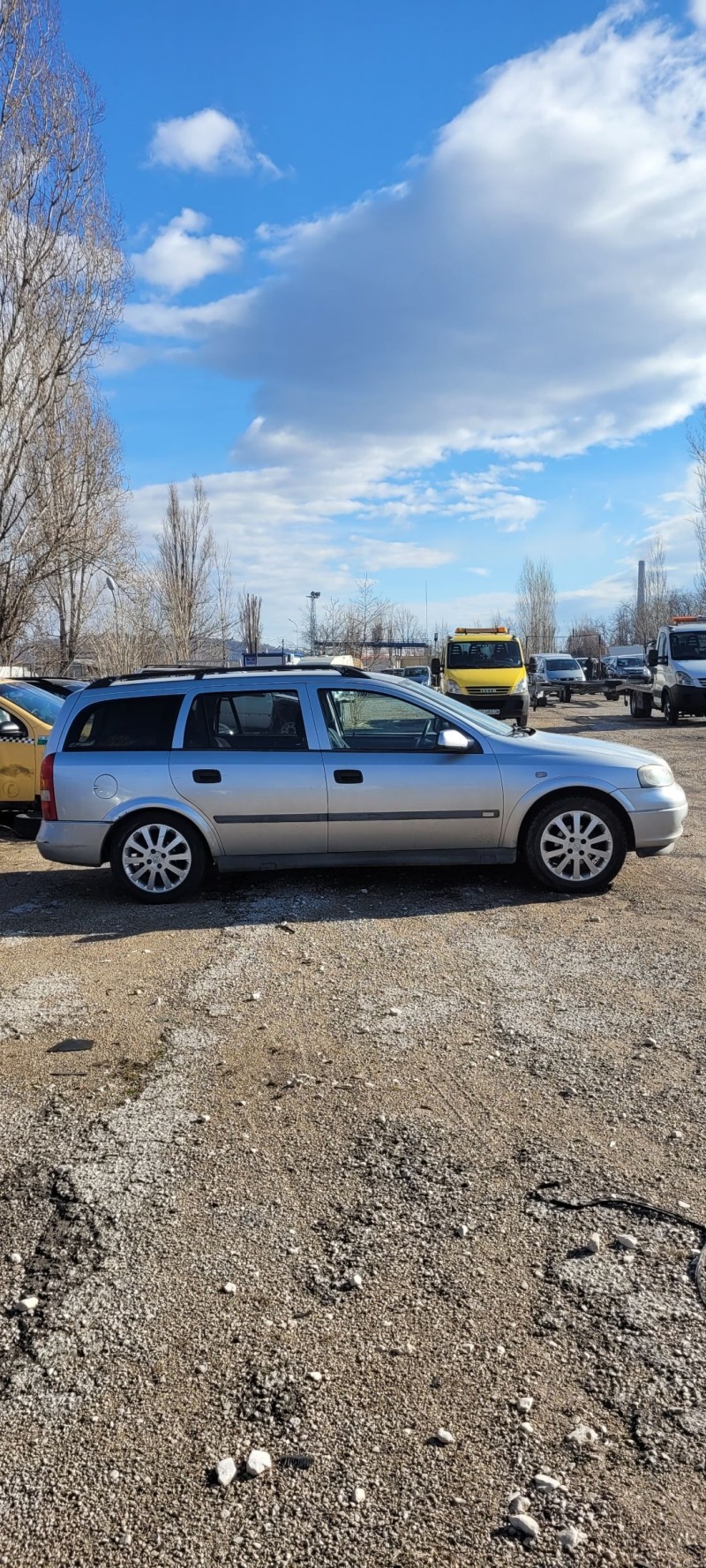 Opel Astra 1.6, снимка 3 - Автомобили и джипове - 45357341