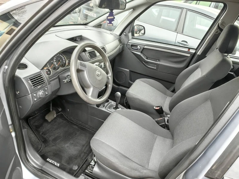 Opel Meriva 1.6 АВТОМАТИК, снимка 9 - Автомобили и джипове - 46355782