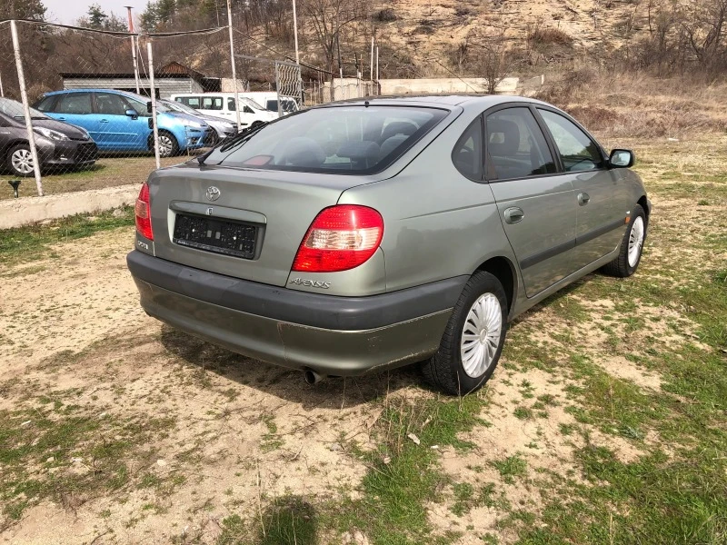 Toyota Avensis 1.8 Кломатик, снимка 3 - Автомобили и джипове - 44534888