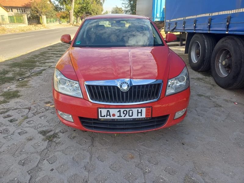 Skoda Octavia 2.0TDI 8КЛАПАНА ТОП ОФЕРТА , снимка 1 - Автомобили и джипове - 47531437