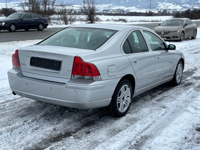 Volvo S60, снимка 4 - Автомобили и джипове - 48664802