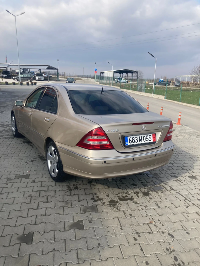 Mercedes-Benz C 180 Kompressor, снимка 5 - Автомобили и джипове - 48954887