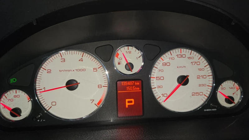 Peugeot 407 2.2, снимка 10 - Автомобили и джипове - 49218069