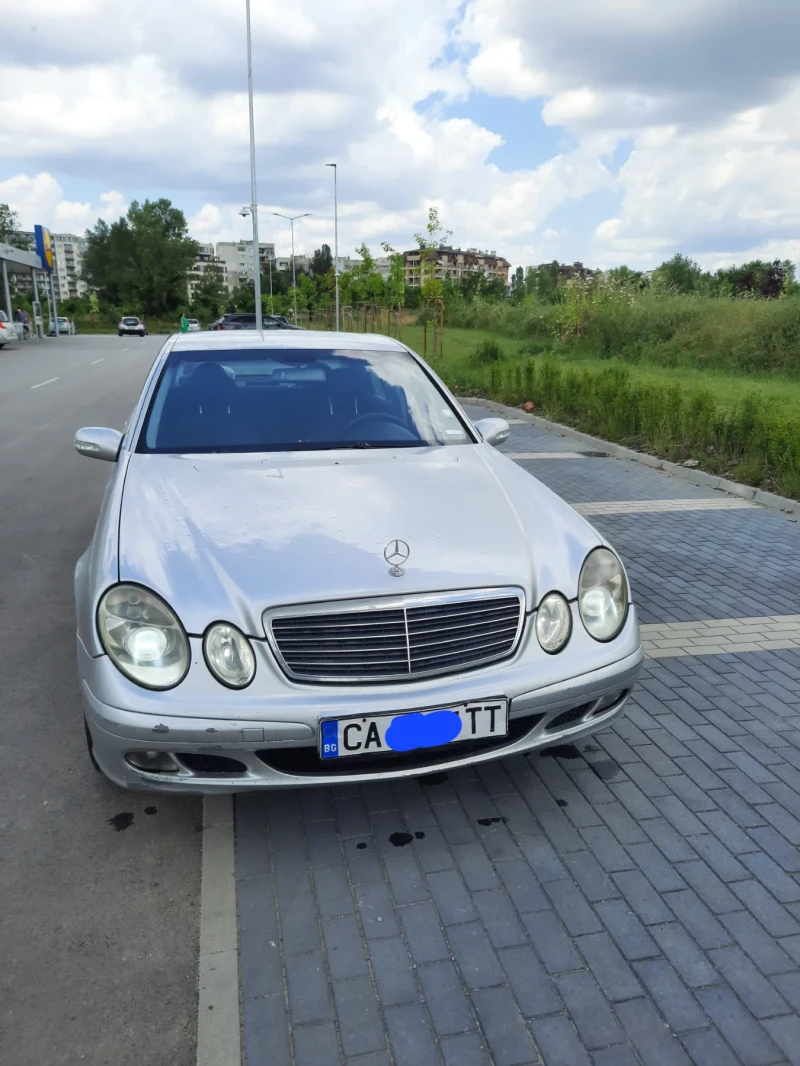 Mercedes-Benz E 220