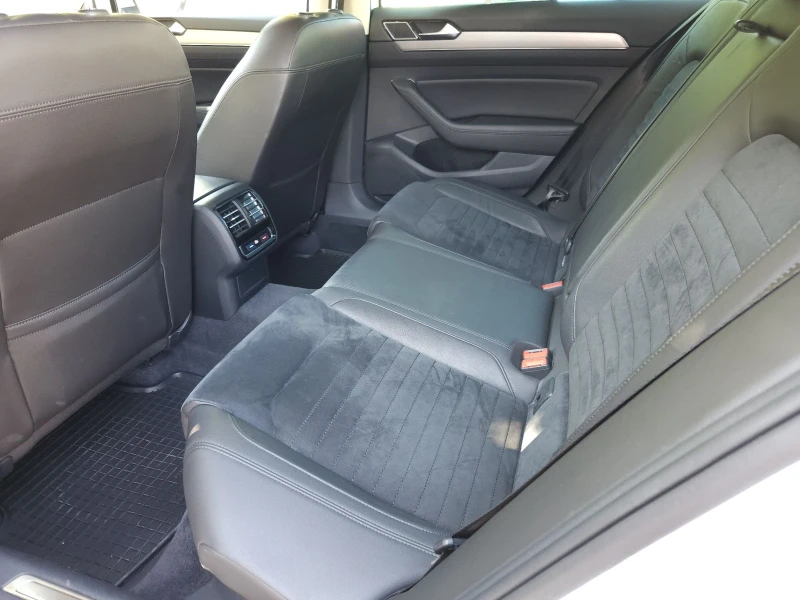 VW Passat HIGHLINE /2.0TDI /DSG-7/EURO-6, снимка 12 - Автомобили и джипове - 52693030