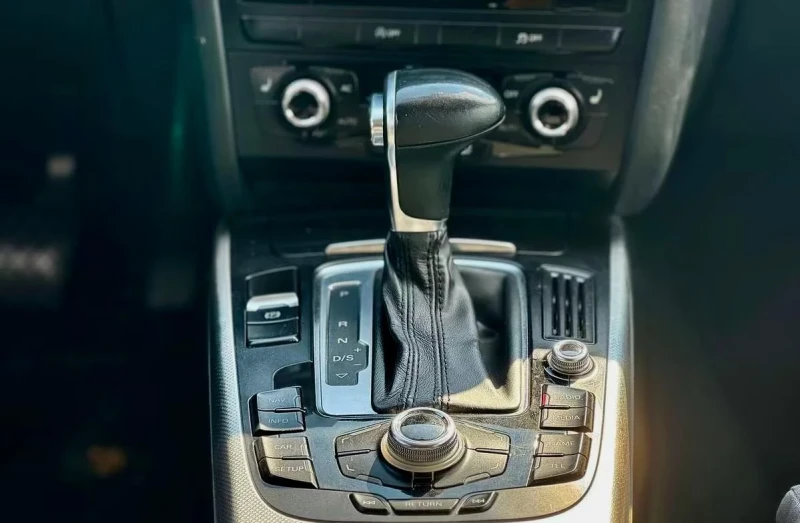 Audi A4 2.0TDI* Automatic, снимка 15 - Автомобили и джипове - 52060421