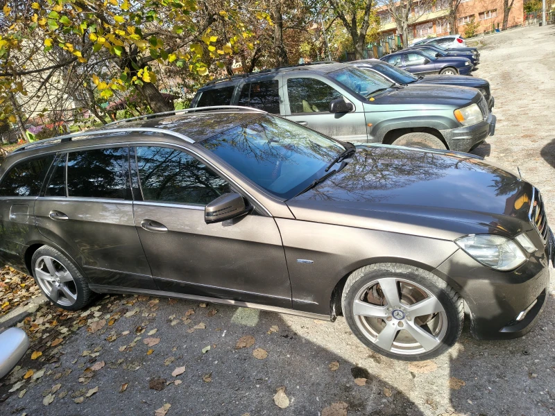 Mercedes-Benz E 350 CDI 4 MATIC, снимка 6 - Автомобили и джипове - 52447277