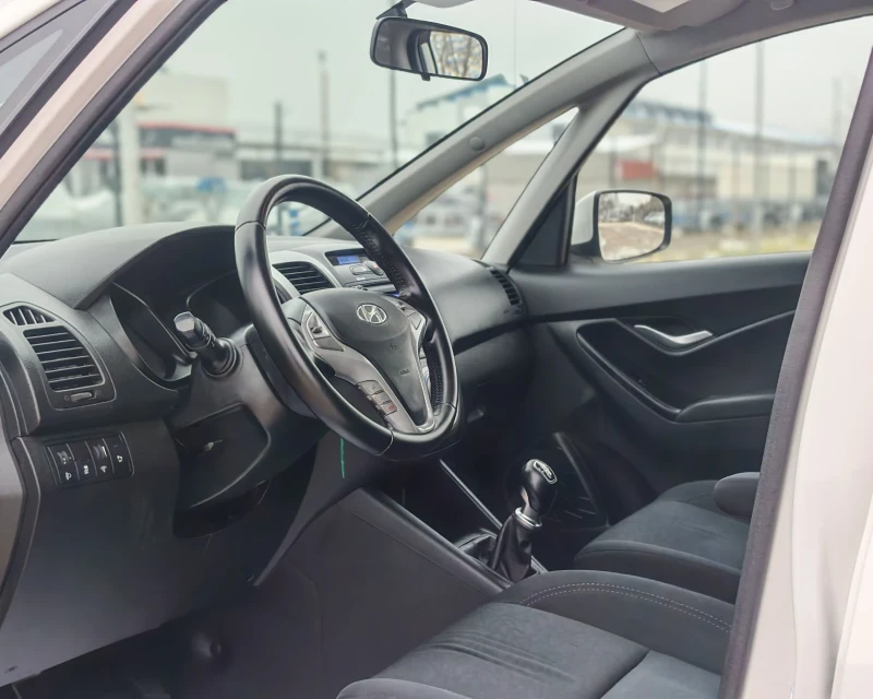 Hyundai Ix20 1.4 90 К.С. БЕНЗИН! 179 000!!!, снимка 8 - Автомобили и джипове - 53343990