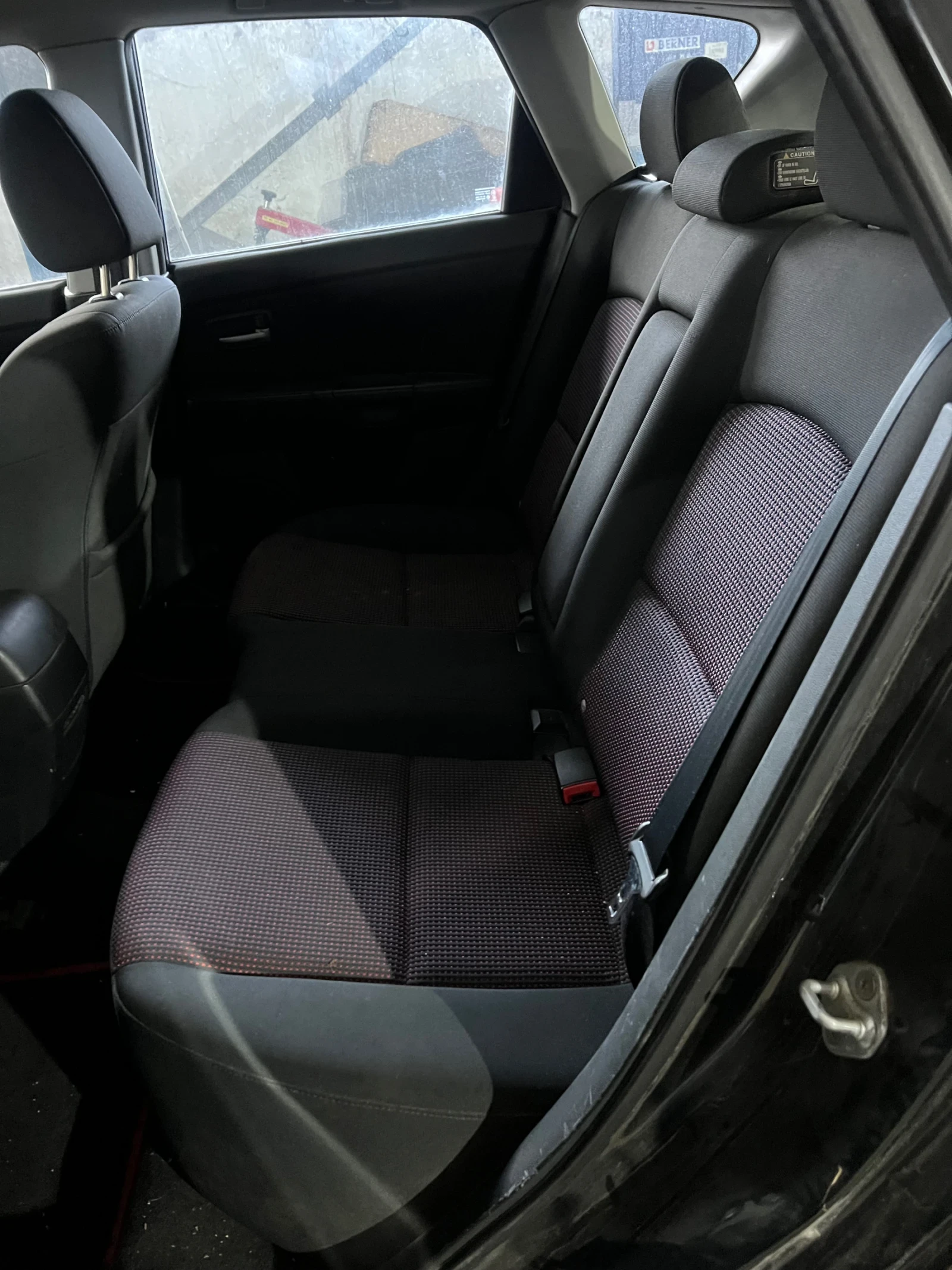 Mazda 3 1.6i - изображение 7