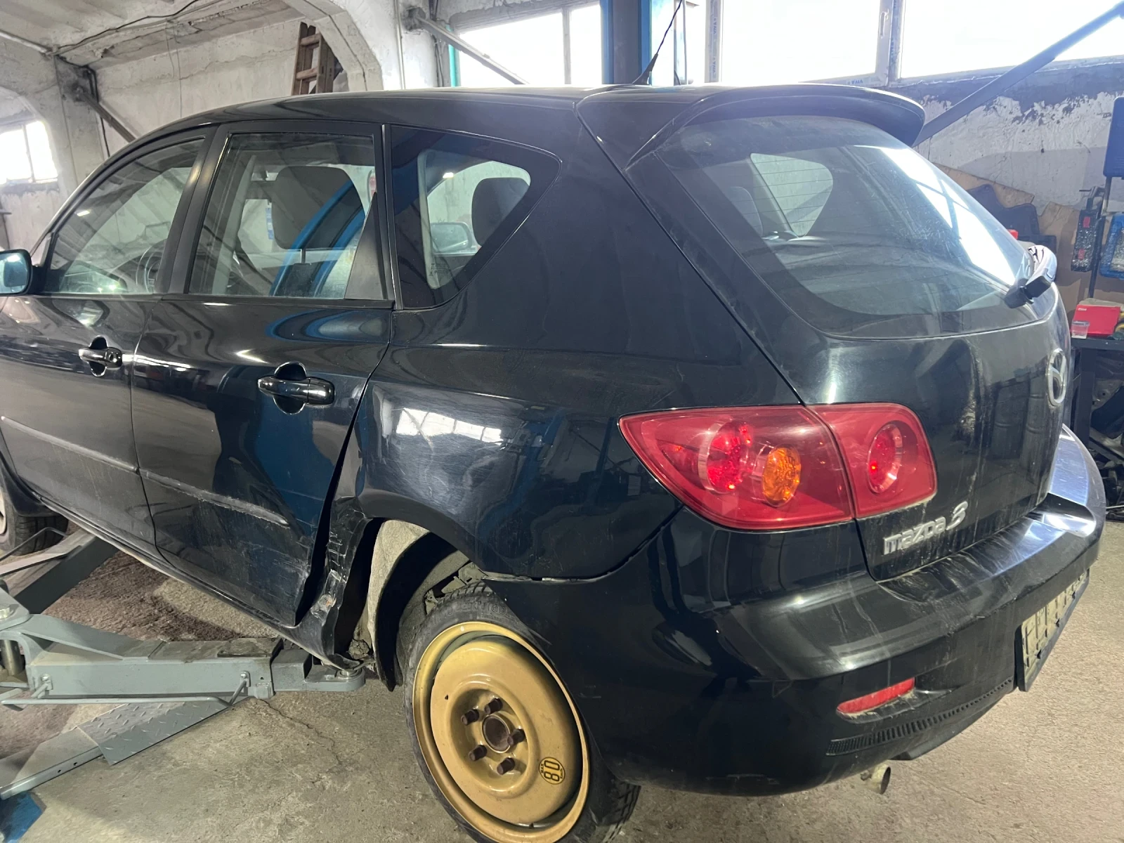 Mazda 3 1.6i - изображение 3