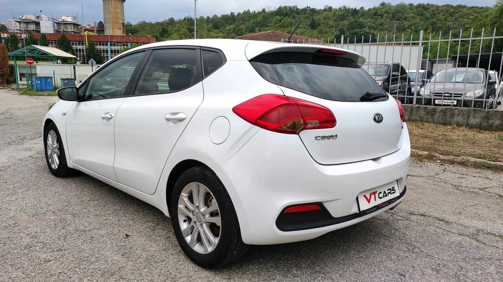 Kia Ceed 1, 4CRDI - изображение 3