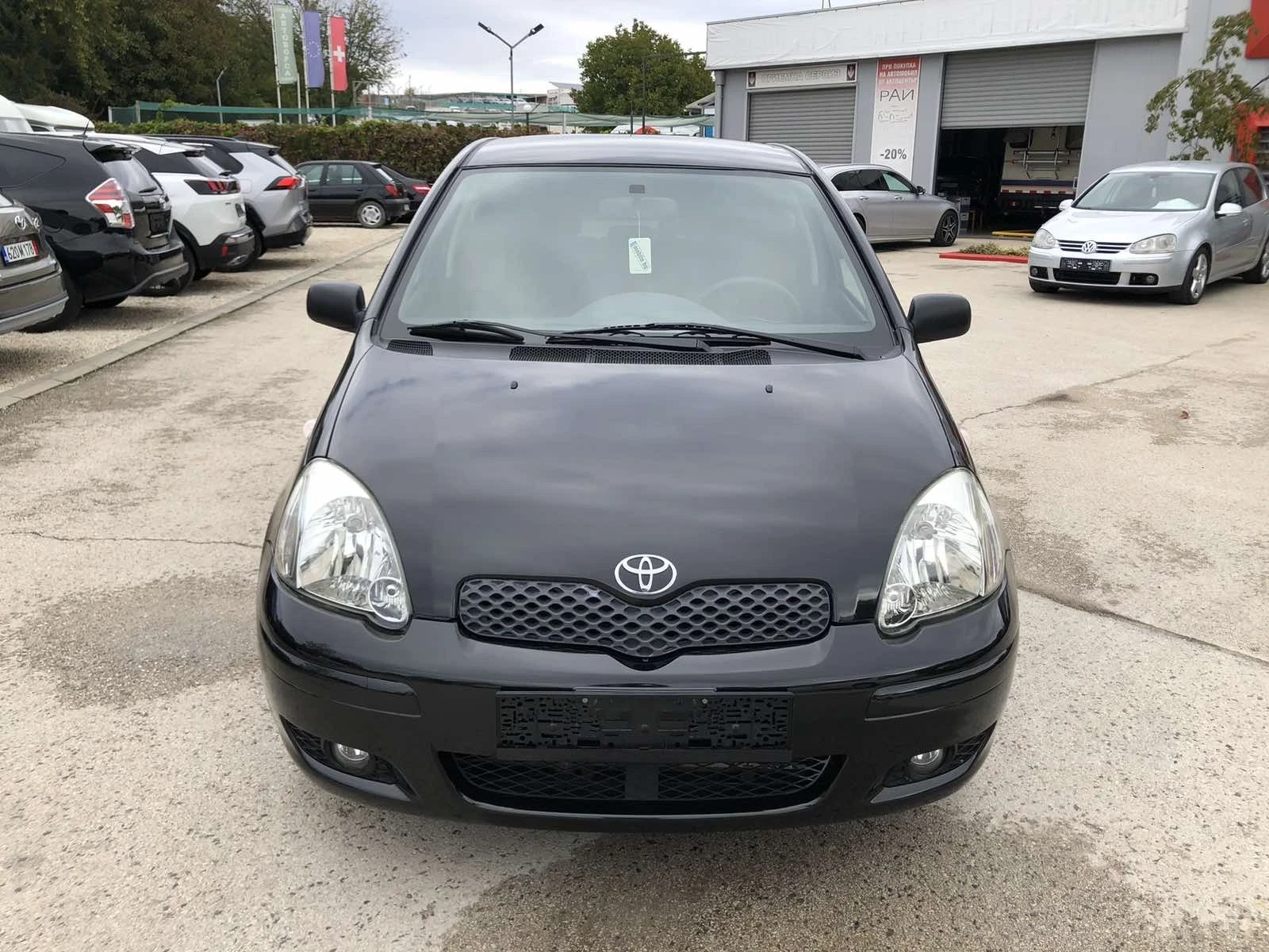 Toyota Yaris 1.4D-4D - изображение 2