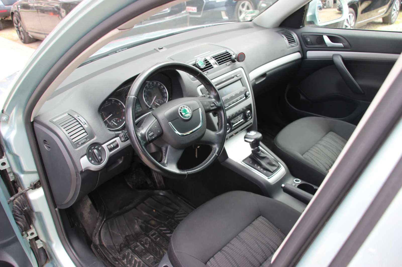 Skoda Octavia 1.8i AUTOMATIC  EURO 5А - изображение 9