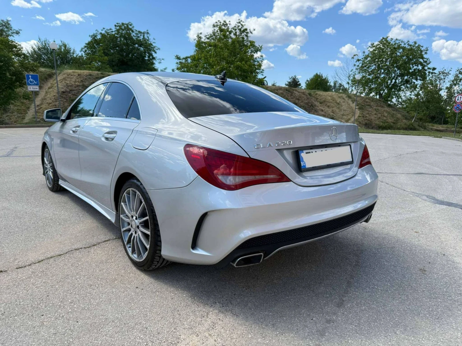 Mercedes-Benz CLA 220 AMG - изображение 5