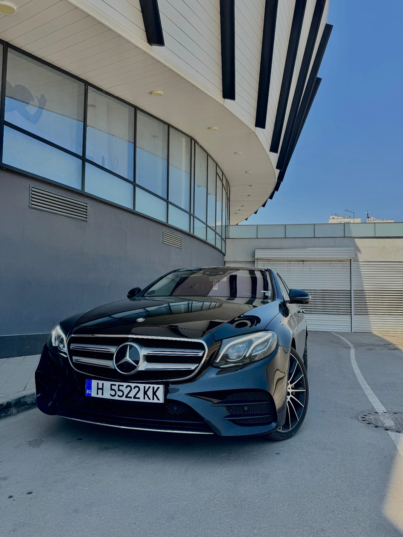 Mercedes-Benz E 350 E350 AMG LINE PANORAMA BURMESTER 360 - изображение 2