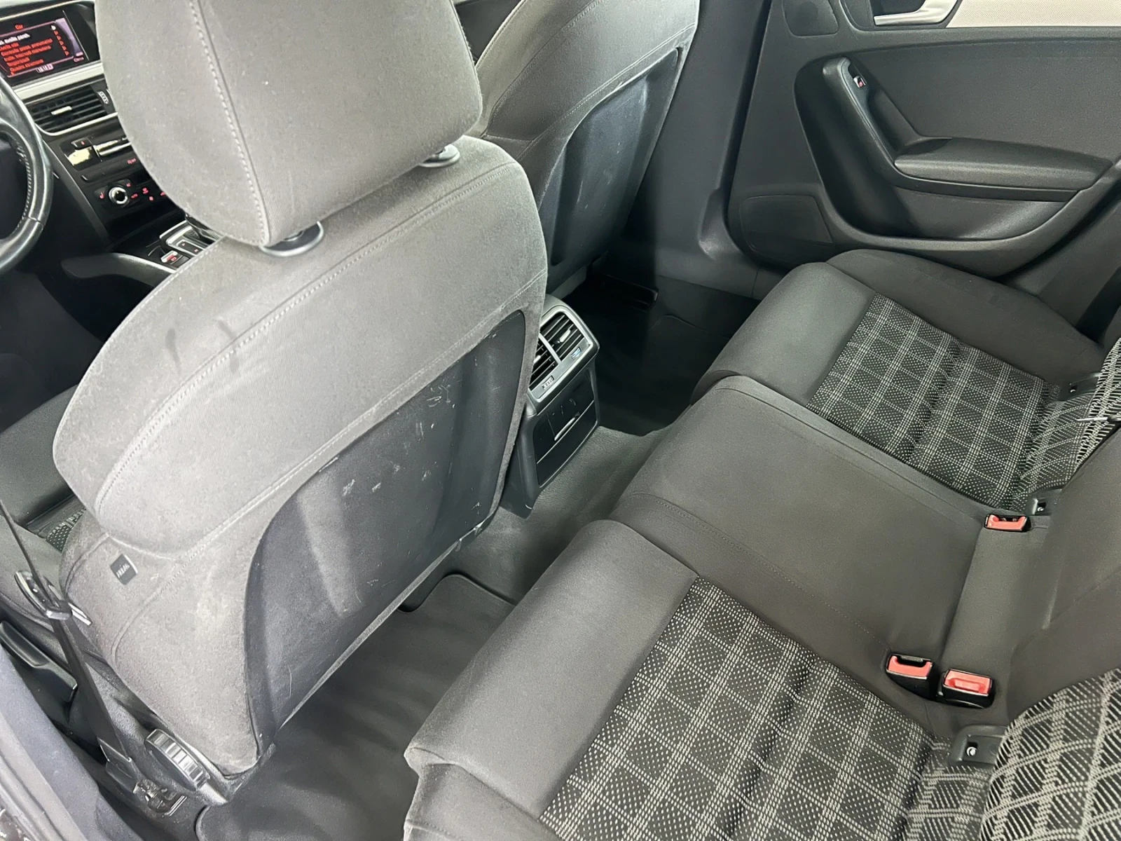 Audi A4 2.0TDI* Automatic - изображение 8