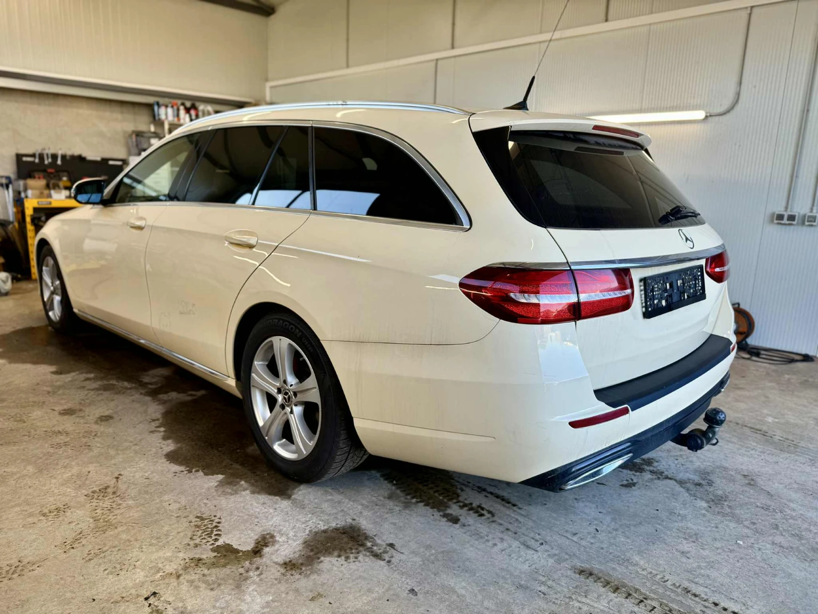 Mercedes-Benz E 220 2.0  | Mobile.bg   2