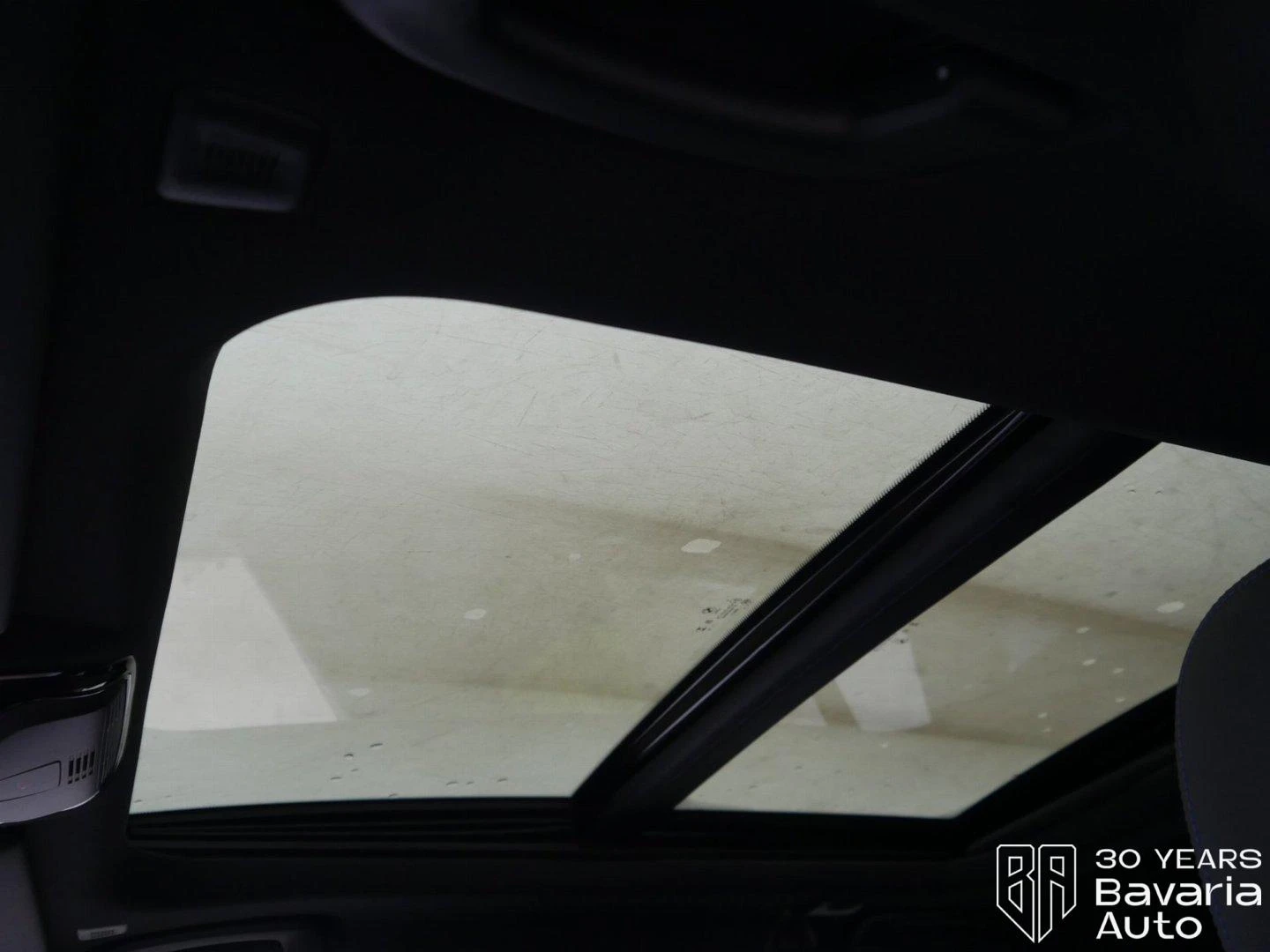 BMW 330 e xDrive Touring M Sport Paket Sportautomatic - изображение 9