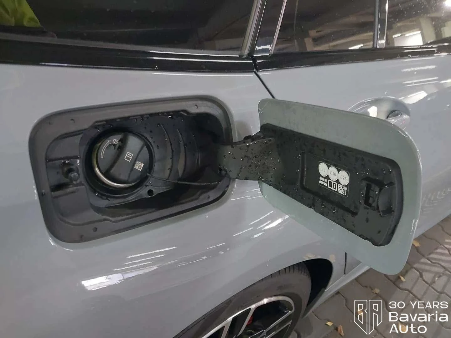 BMW 330 e xDrive Touring M Sport Paket Sportautomatic | Mobile.bg   14