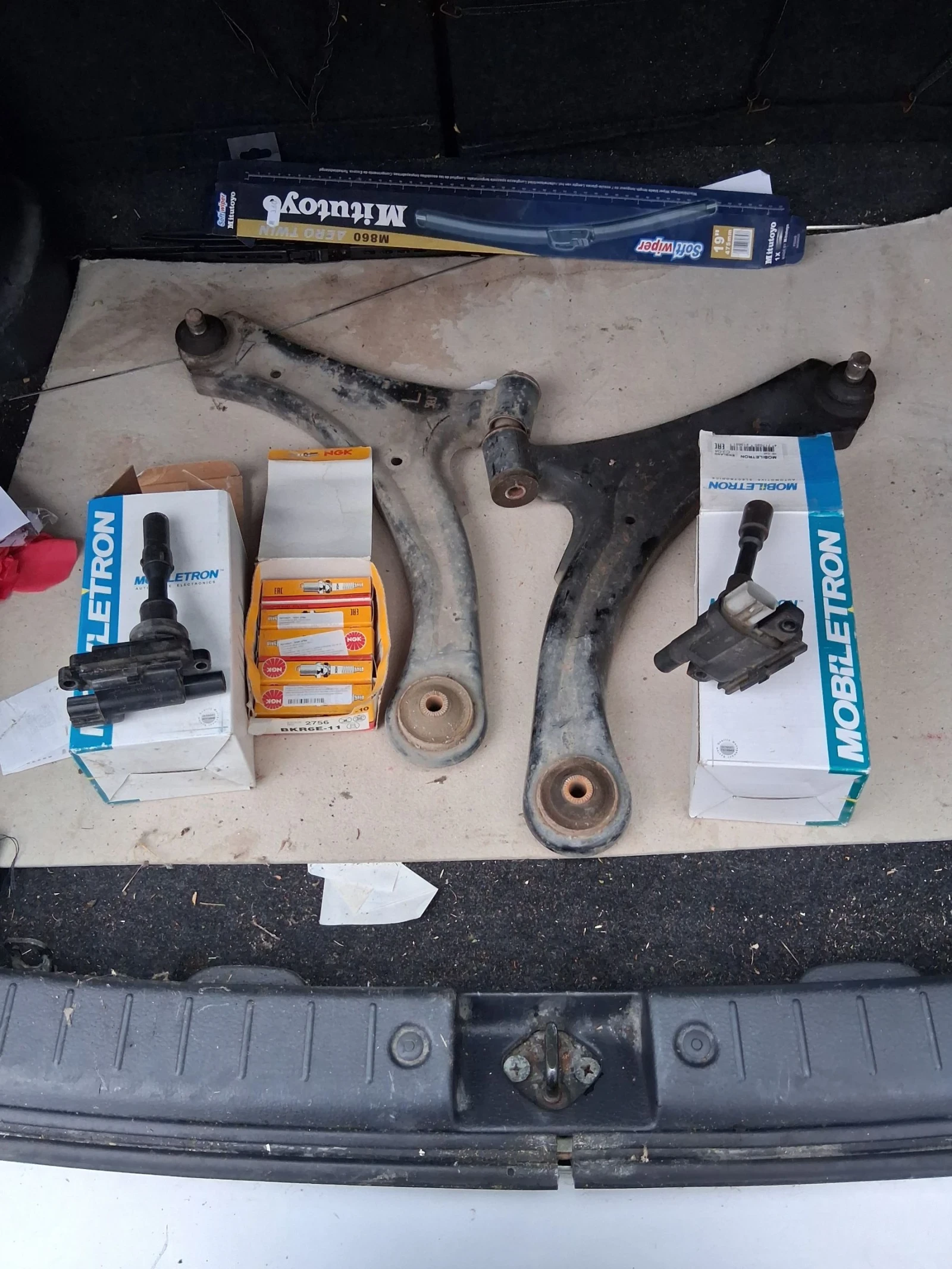 Suzuki Liana | Mobile.bg � ����������� 11